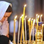 Чи можна ходити до церкви із місячними?