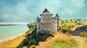 куди поїхати україна