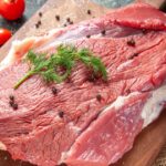 Клей у їжі: список продуктів, де його знайти найчастіше