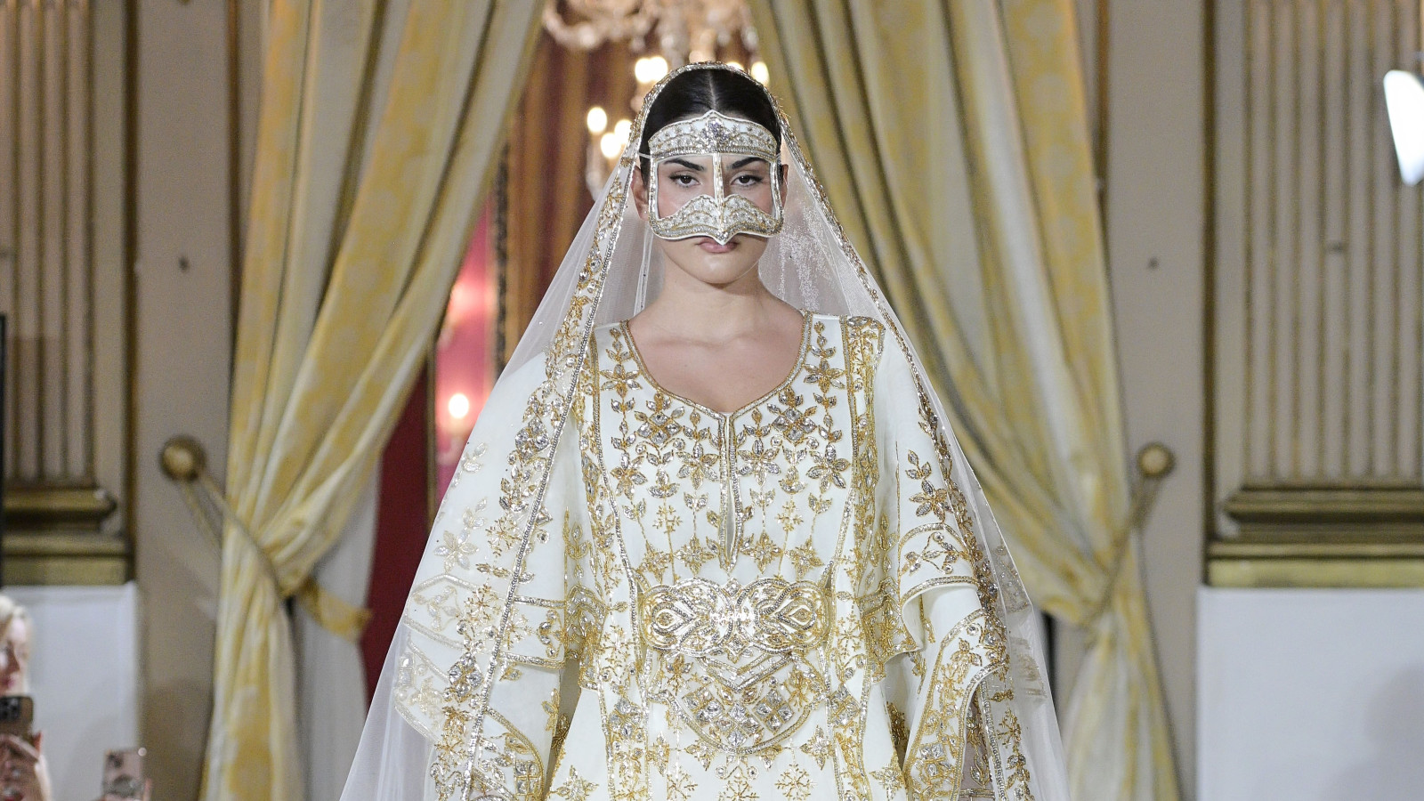 Roma Haute Couture: Міжнародні дизайнери запалили Рим новими кутюрними колекціями