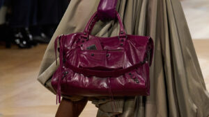 Balenciaga City Bag: Історія культової спадщини, переосмисленої П'єрпаоло Піччолі.