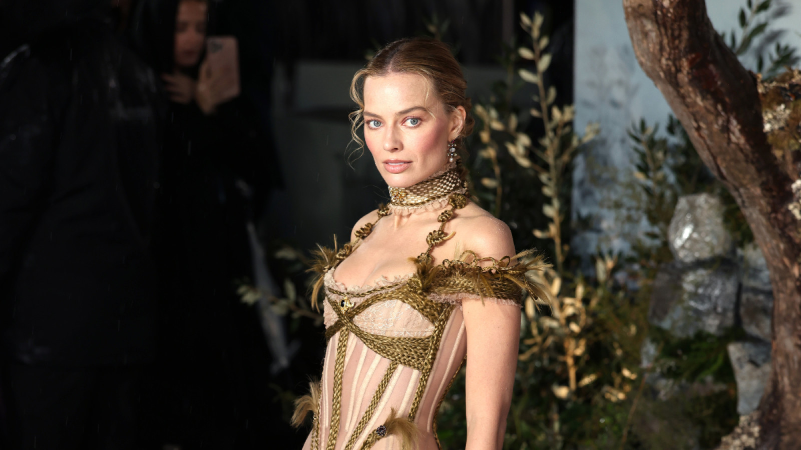 Марго Роббі: 15 показів, що доводять: вона – головна fashion-ікона сучасності!
